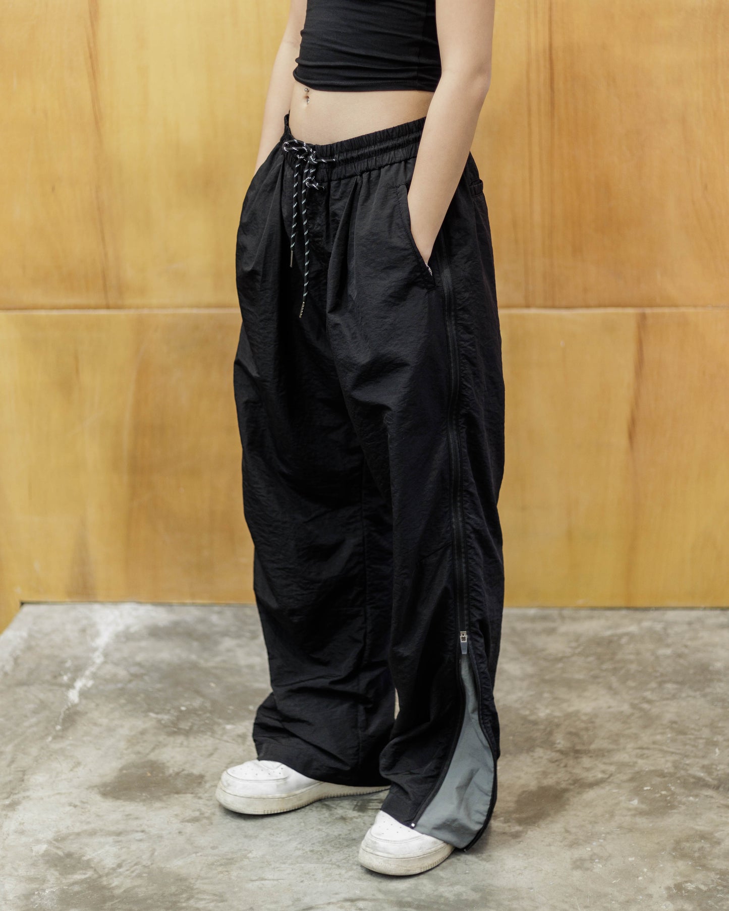 Agility Zip Bootcut Pants