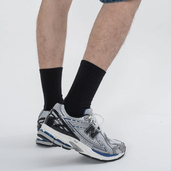 AGILITY - Plain Long Ribbed Socks - Black