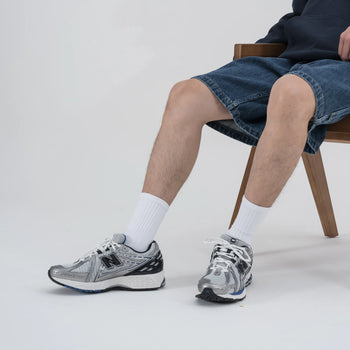 AGILITY - Plain Long Ribbed Socks - White