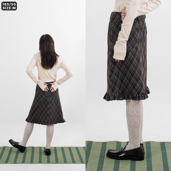 AGILITY MIAO - "JU" Plaid Skirts