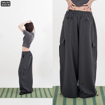 AGILITY MIAO - Seersucker Cargo Pants - Black