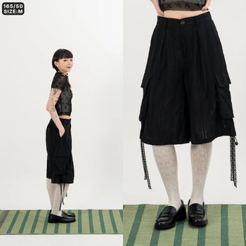 AGILITY MIAO - Lace-up Cargo Shorts - Black