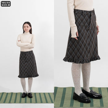 AGILITY MIAO - "JU" Plaid Skirts