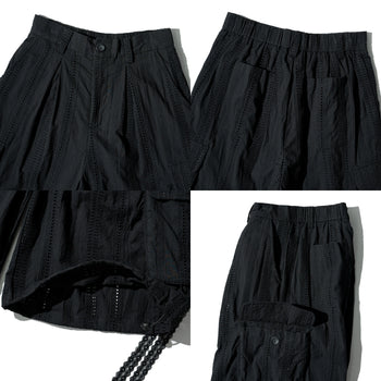 AGILITY MIAO - Lace-up Cargo Shorts - Black