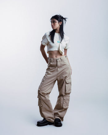 Double Back Chewing Gun Crop Top