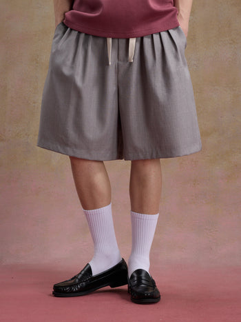 Unlimited Mote - Easy-Wear Shorts - Light Grey