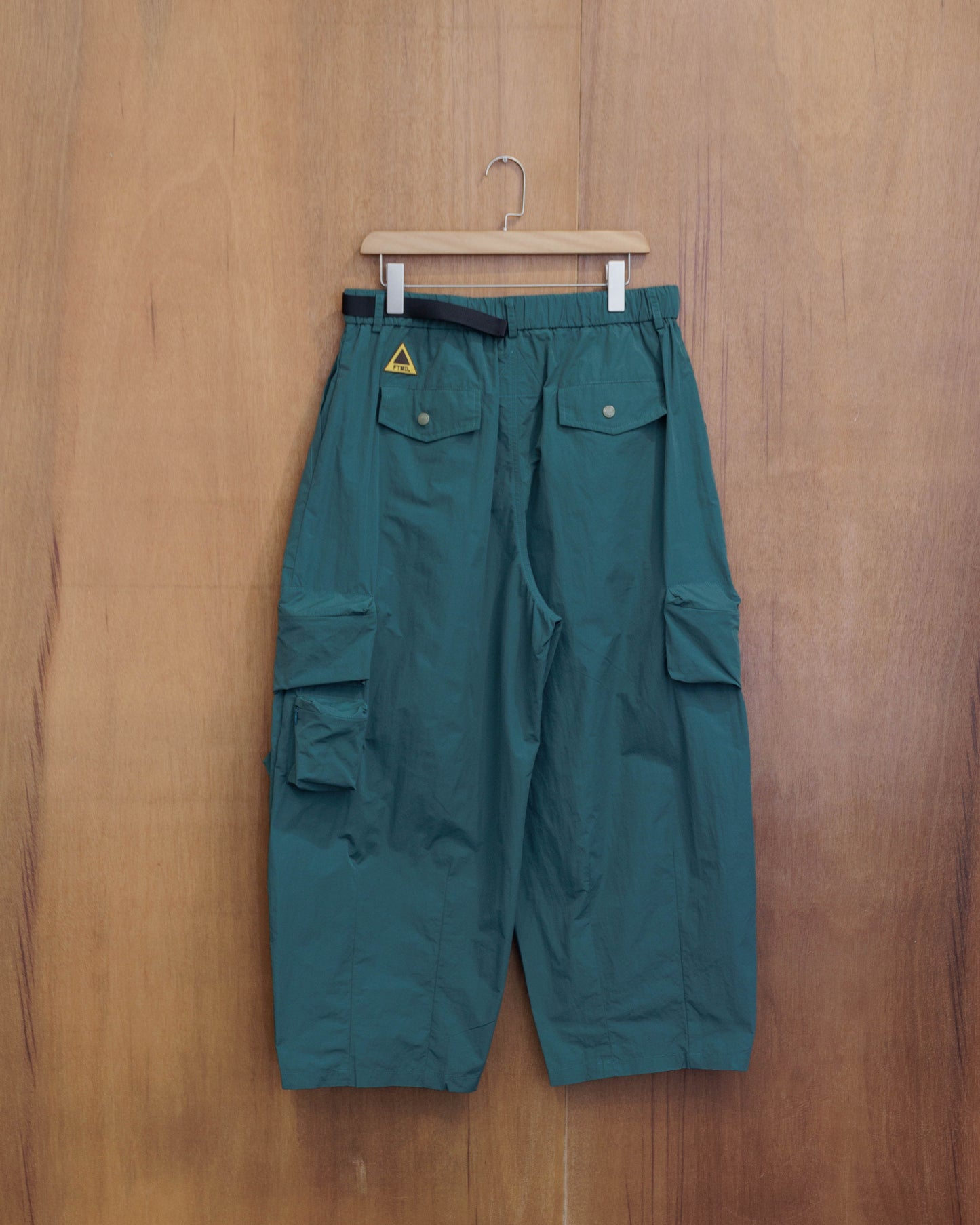 FTMD. Cargo Over Pants - Green