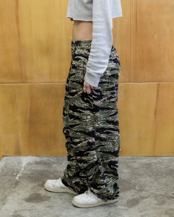 Agility Camo Parachute Pants
