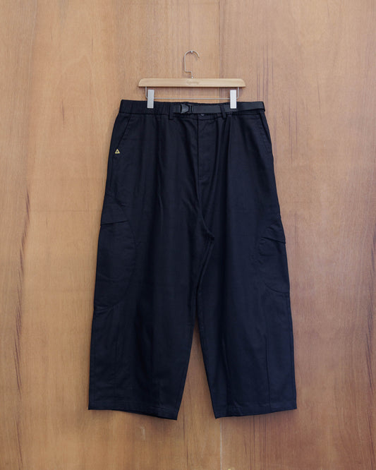 FTMD. Cargo Over Pants - Black