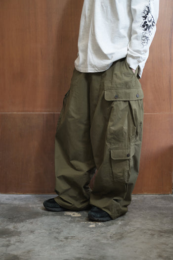 Unlimited Mote - 8-Pocket Cargo Pants - Olive
