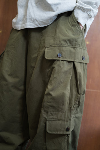 Unlimited Mote - 8-Pocket Cargo Pants - Olive