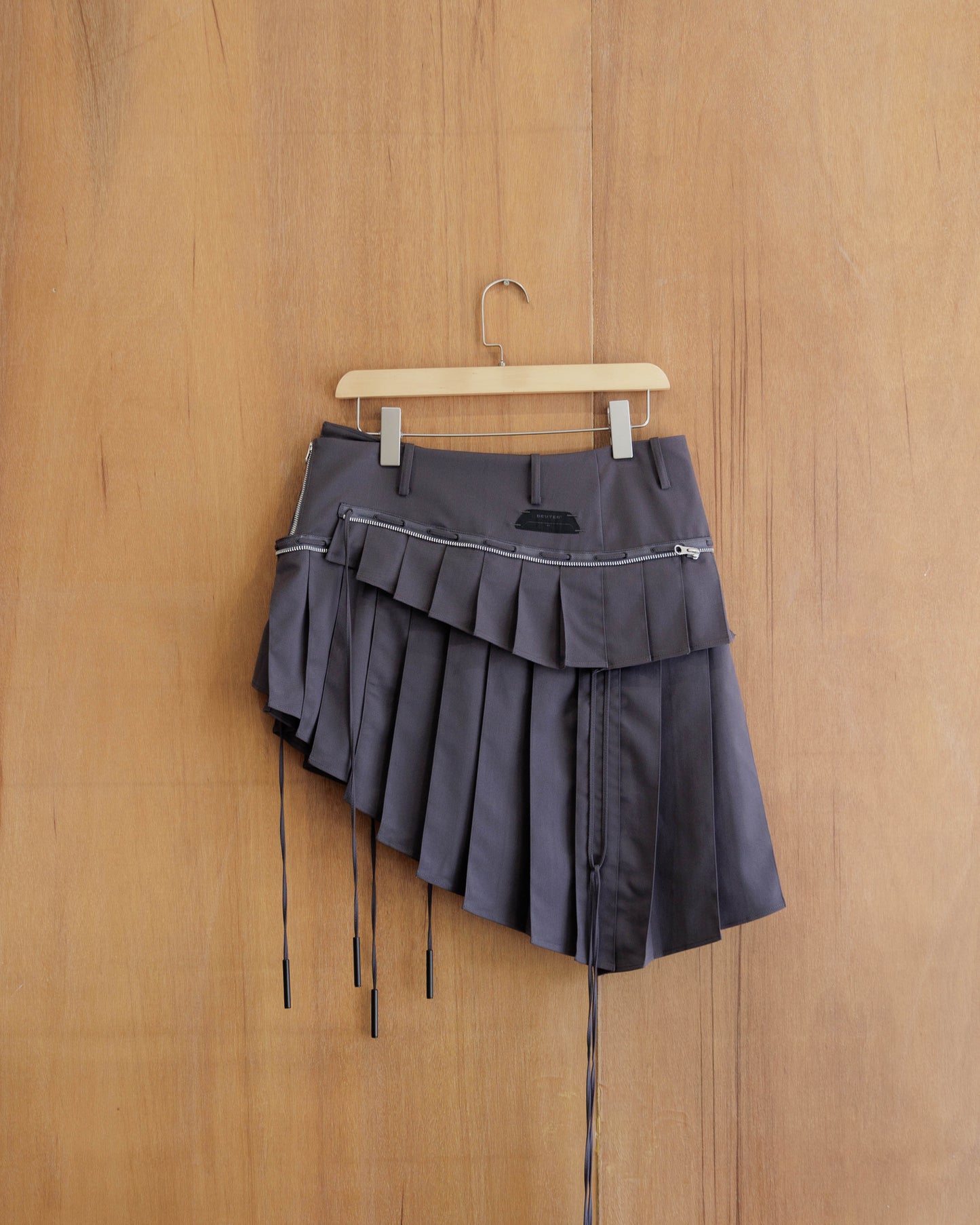 BEUTER® WMNS Grey Pleated Midi Skirt