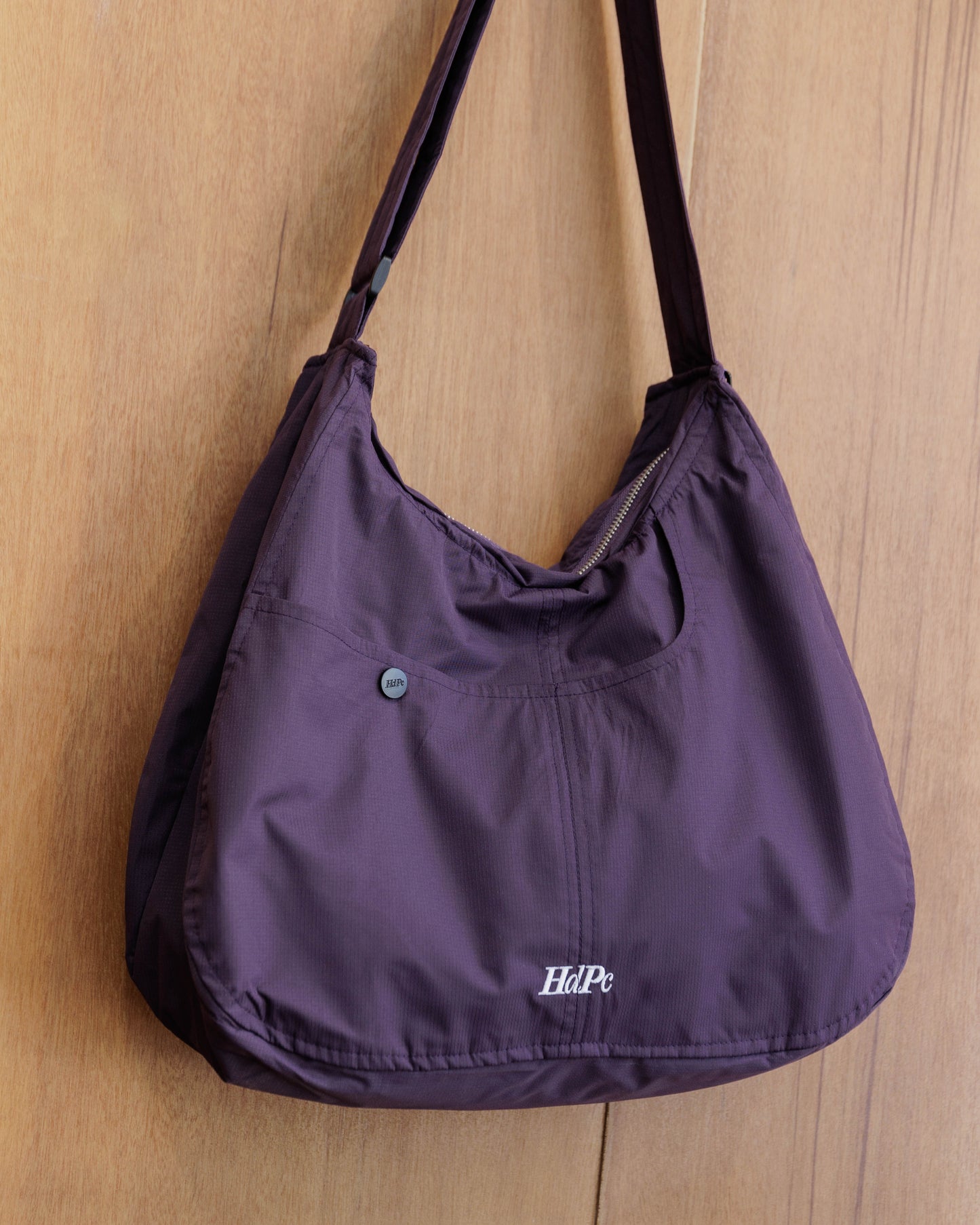 HdPc Curved Shoulder Bag