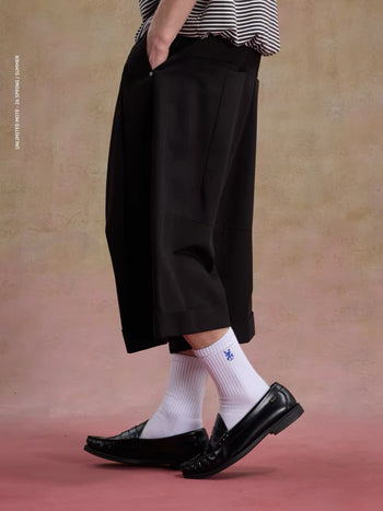 Unlimited Mote - Button Jorts - Black