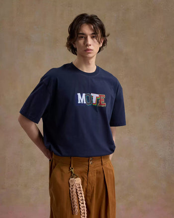 Unlimited Mote - IVY Newspaper Collage Tee – White