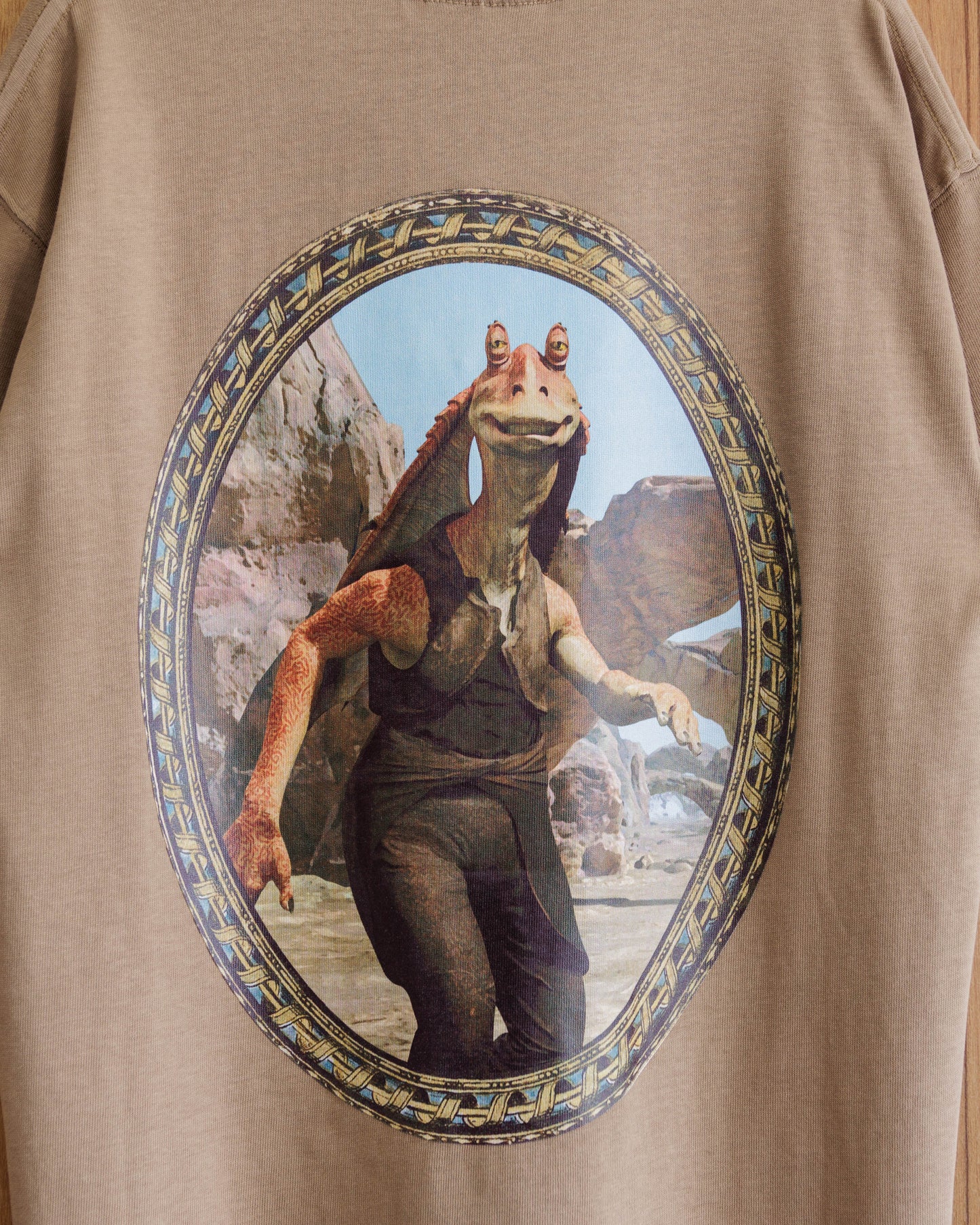 HdPc Jar Jar Binks Frame Tee