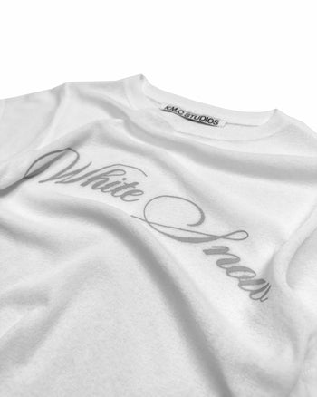 KMC - WMN WHITE SNOW Baby Tee
