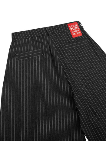 PP - Pinstripe Jort  - Black