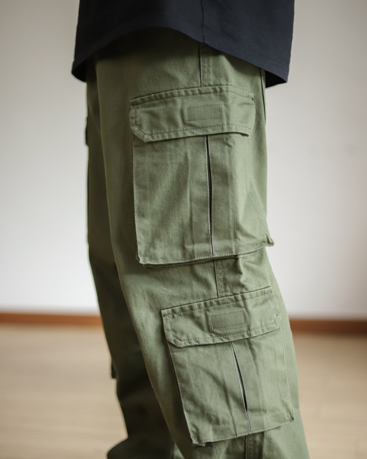 FMG Straight Cut Cargo Pants